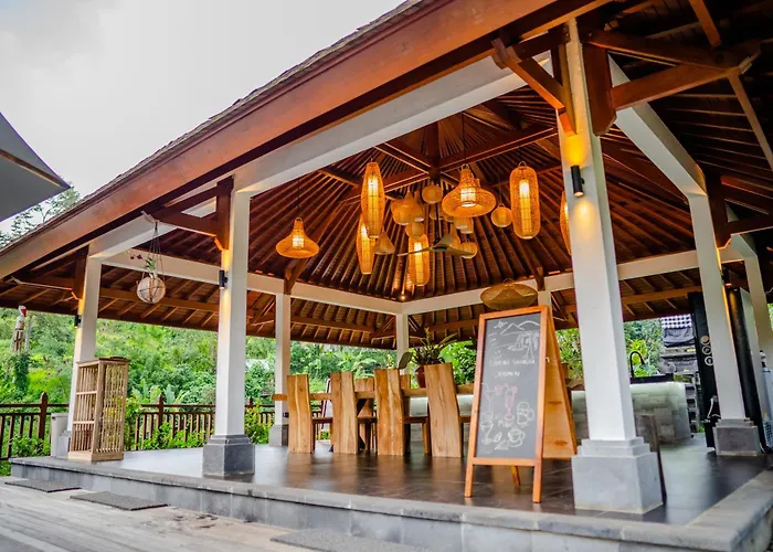 Villa Taman Swarga &